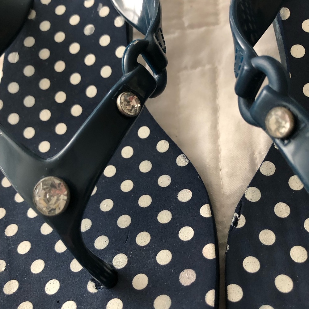 Not Rated Navy and White Polka Dot Sandals Waterproof 1” heal - Picture 2 of 11
